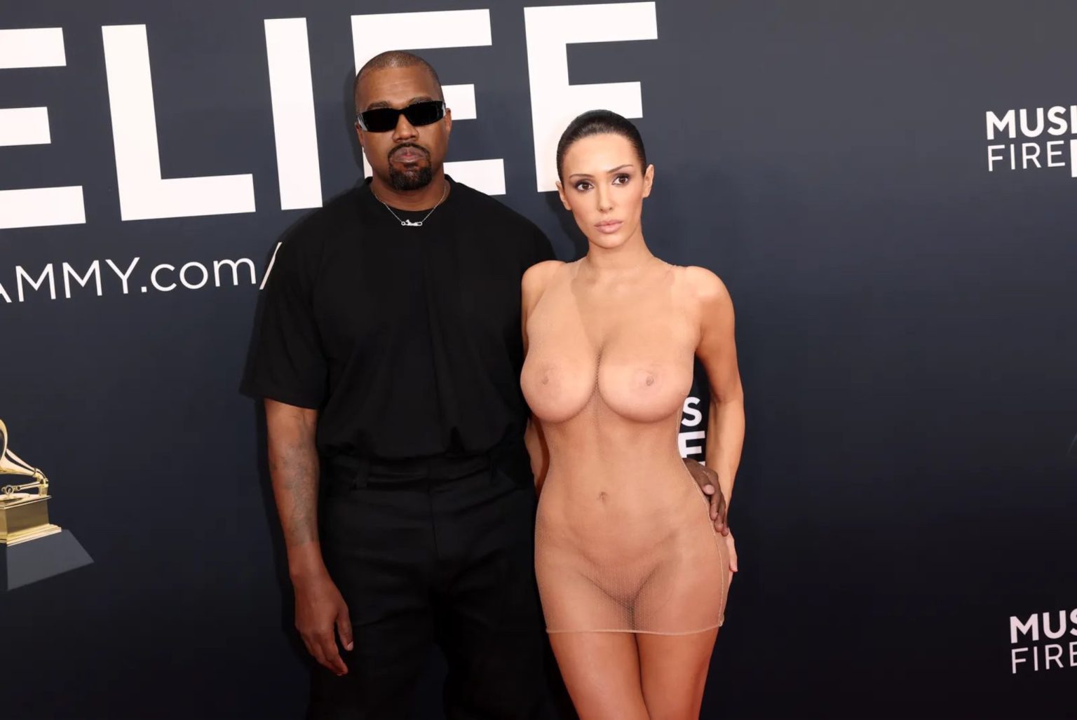 Kanye West And Bianca Censori Is Completely Naked In Grammy Award